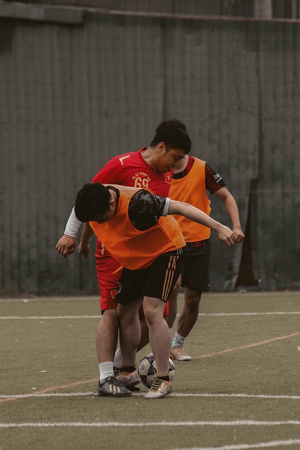 表现上缺乏